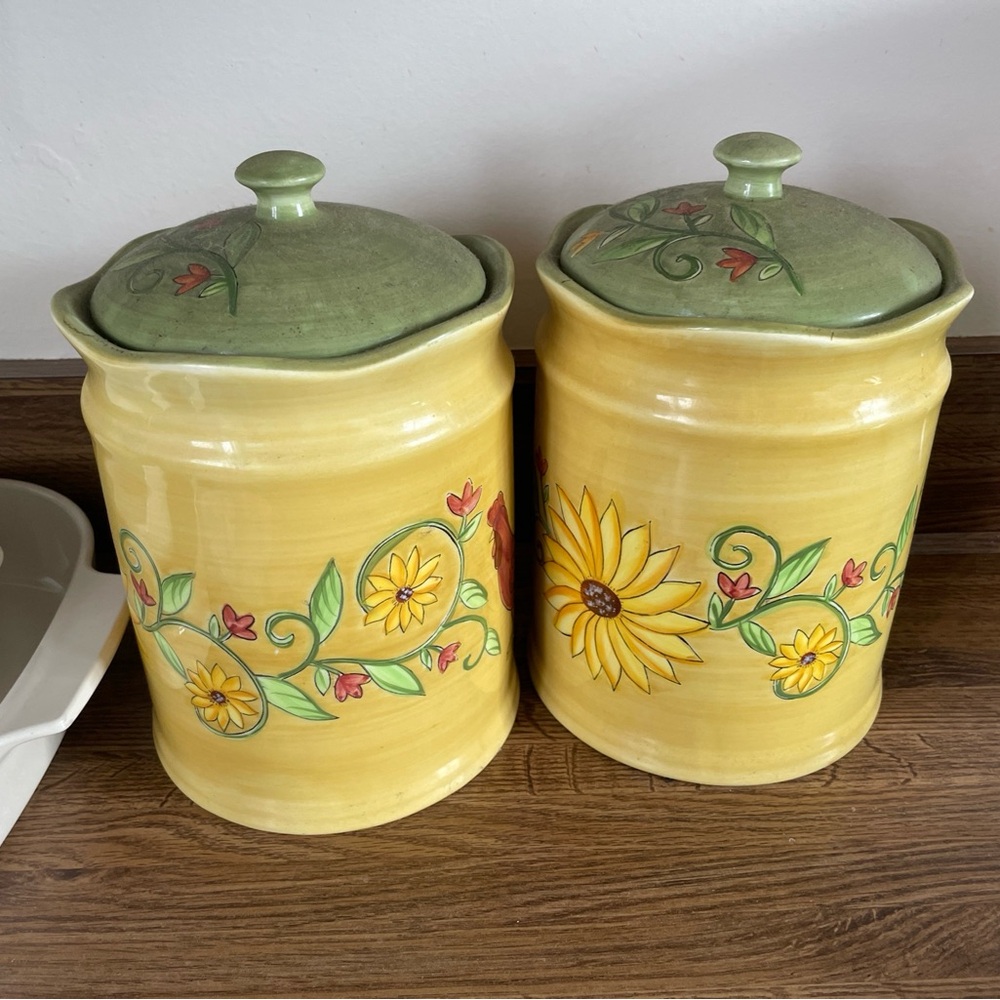 Hand-Painted Ceramic Canister Set with Sunflower Motif - Yellow & Green